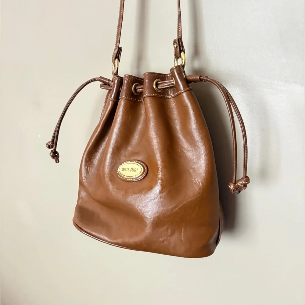 WHITE STAG 90s faux leather bucket bag drawstring crossbody purse caramel brown